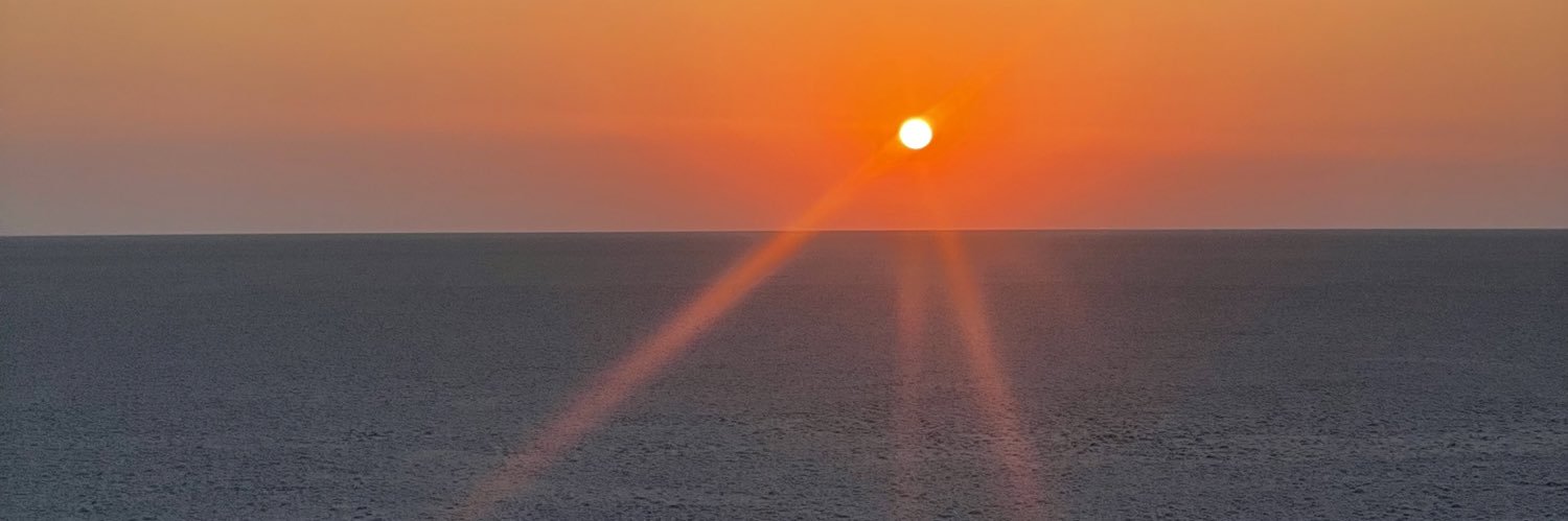 Nazareth Petrocelli banner