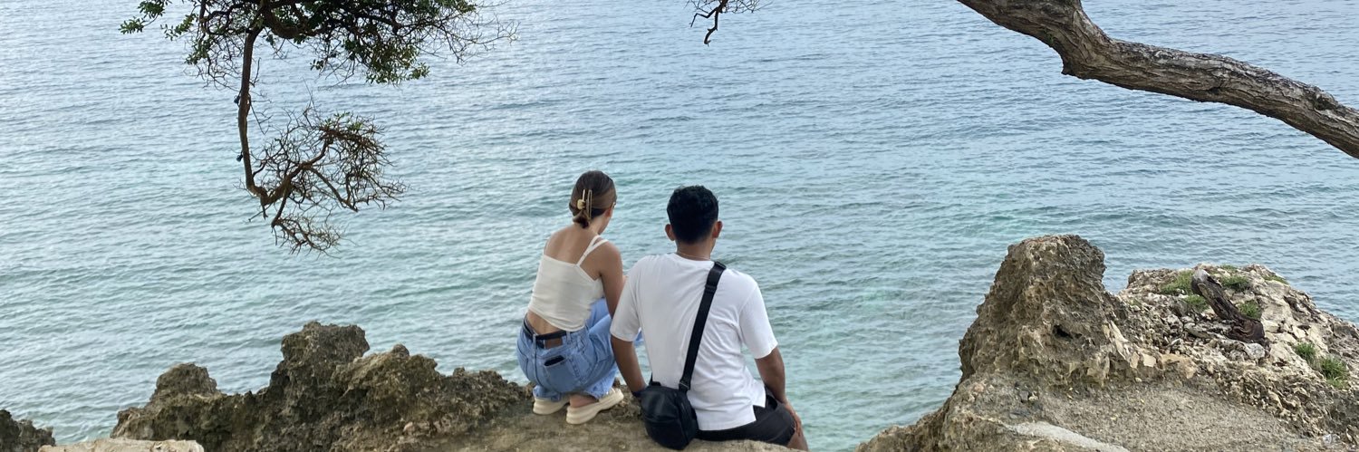 lrhjll's profile banner image