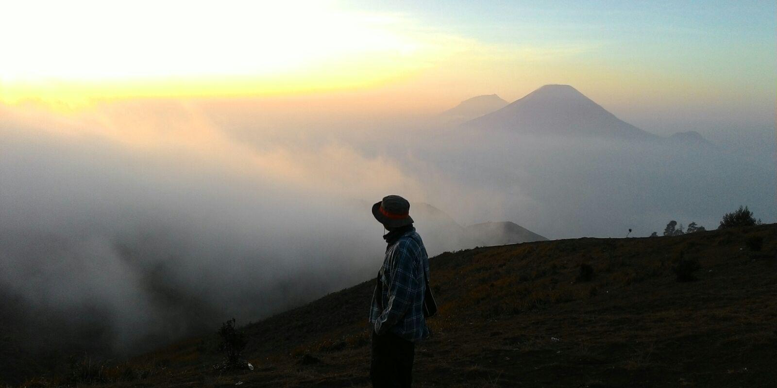 chewhibowo's profile banner image