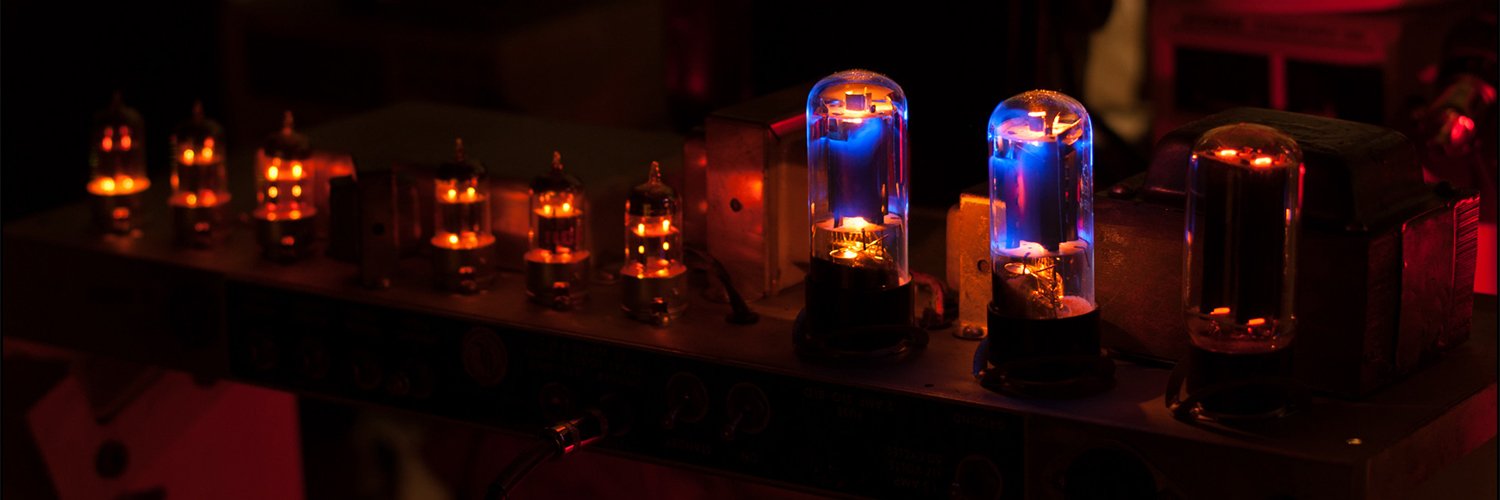 bonzontee's profile banner image