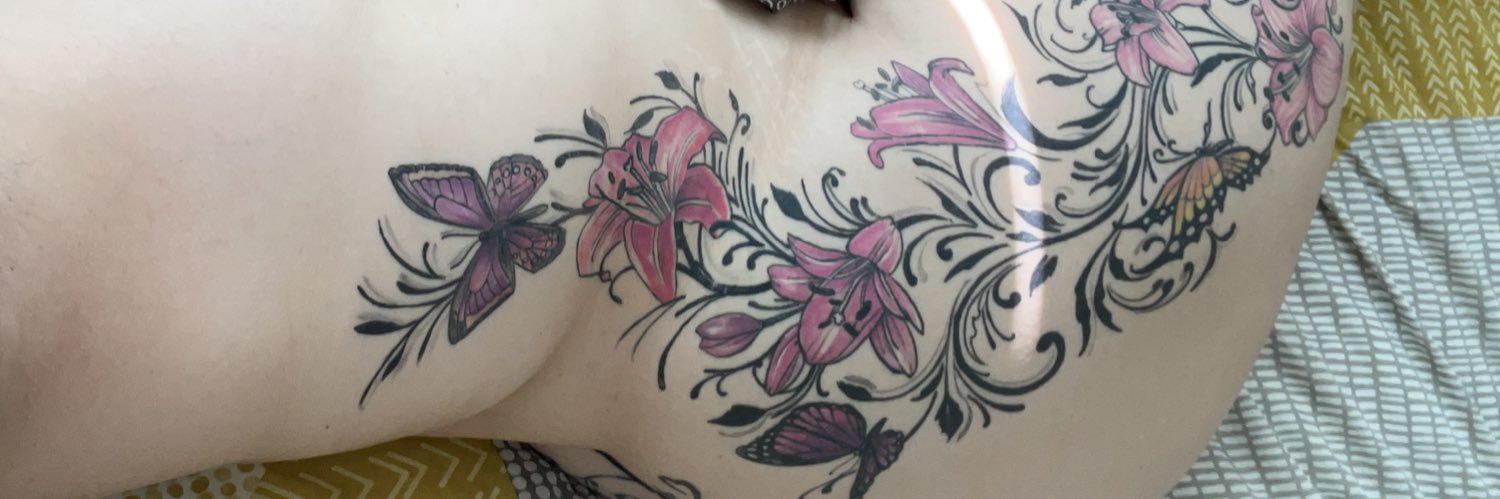 MsEllie_Lou's profile banner image