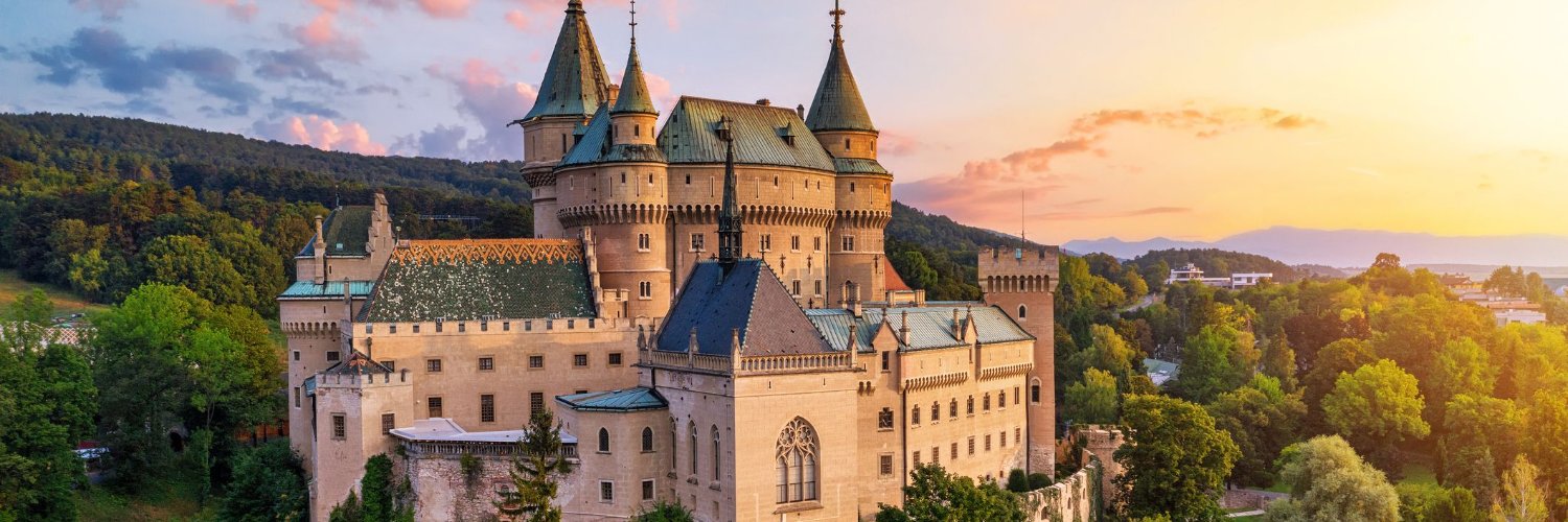 Courtney Muceus banner