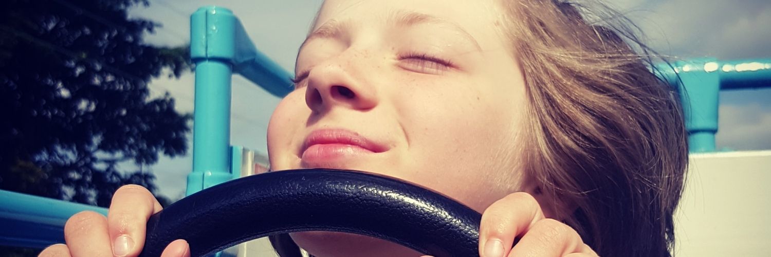 𝔾𝕦𝕚𝕣𝕚 '𝕃𝕒𝕕𝕪' 𝕃𝕠𝕔𝕒 banner