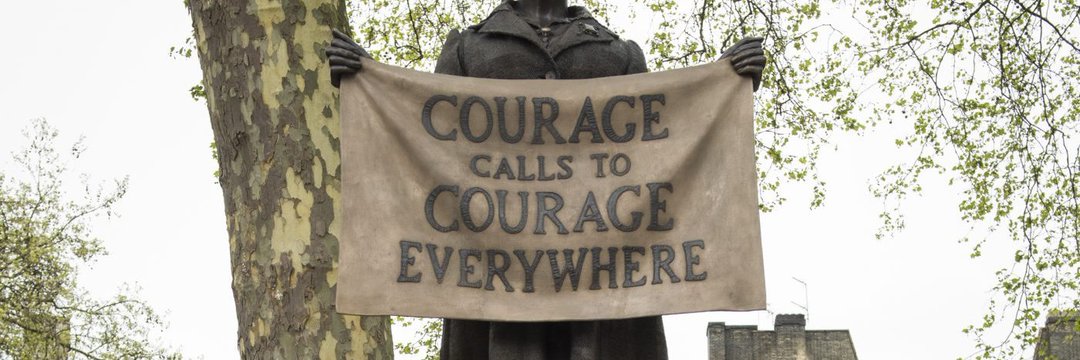 Kat 🟩⬜️🟪 #WomenMatter ♀️ banner