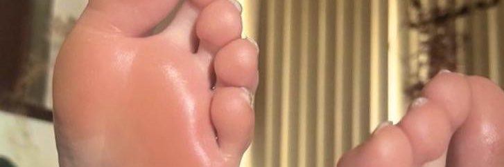 G0DDESSVIVIANW's profile banner image