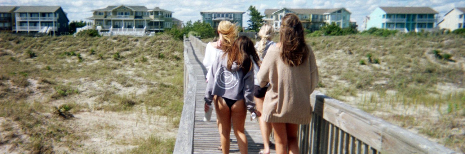 victoria_ames's profile banner image