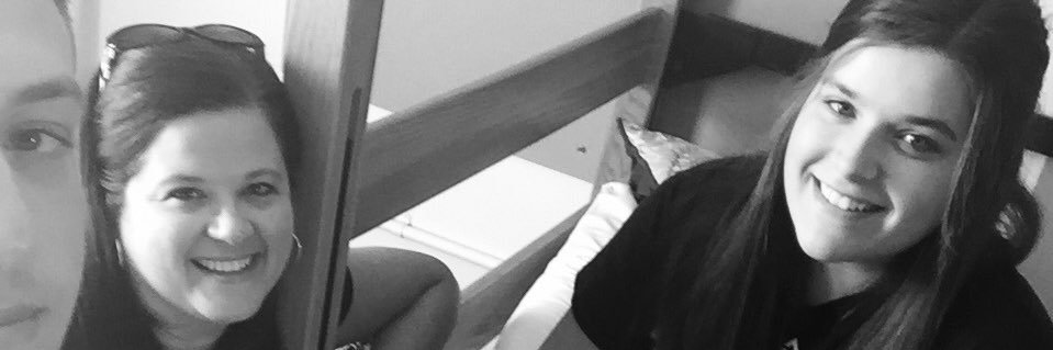 beckypuste's profile banner image