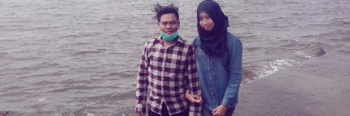 tyas desvi santy banner