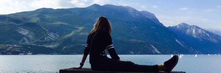 Fiona_Vbb's profile banner image
