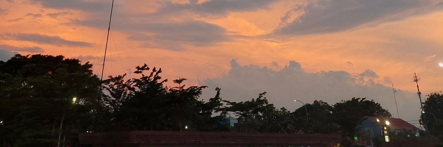 van_yufan's profile banner image