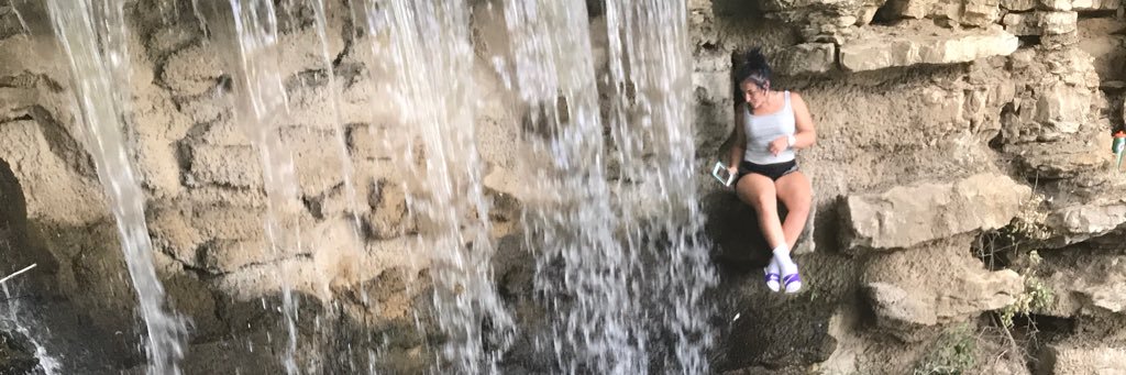 chellysbeach's profile banner image
