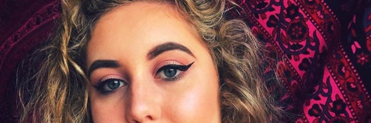 LaurBeagsFans's profile banner image