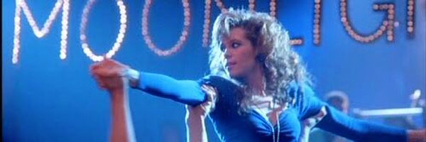 RobynLively Profile Banner