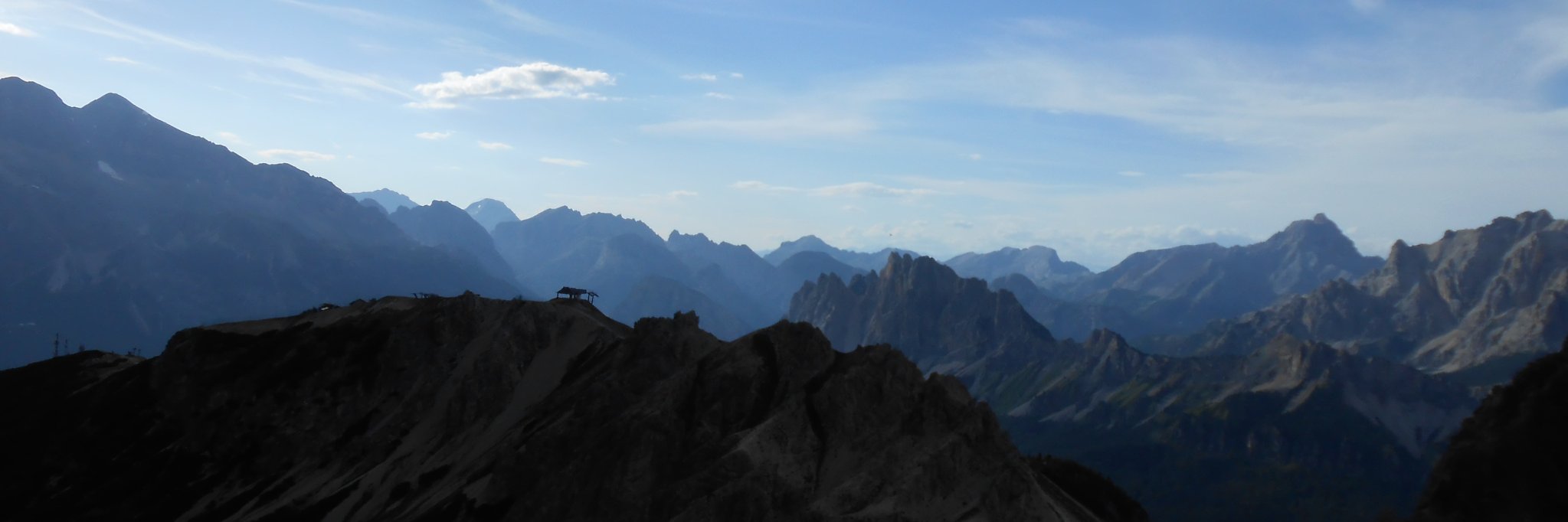 popa_raluca's profile banner image