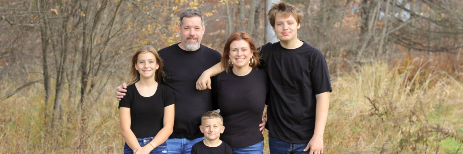 alliemac8708's profile banner image
