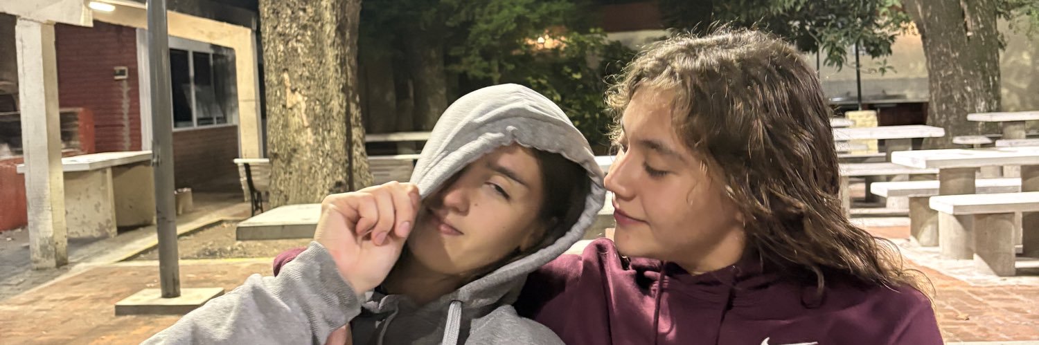 kiaramihoglu's profile banner image