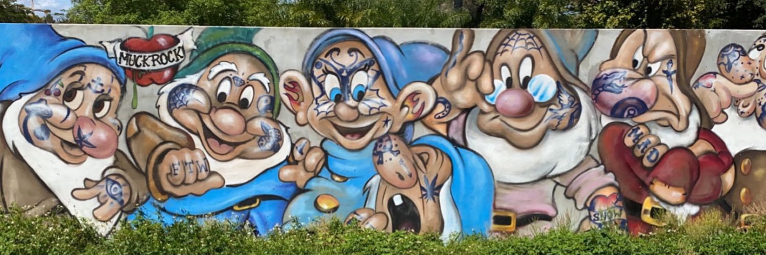 Grooo1107's profile banner image