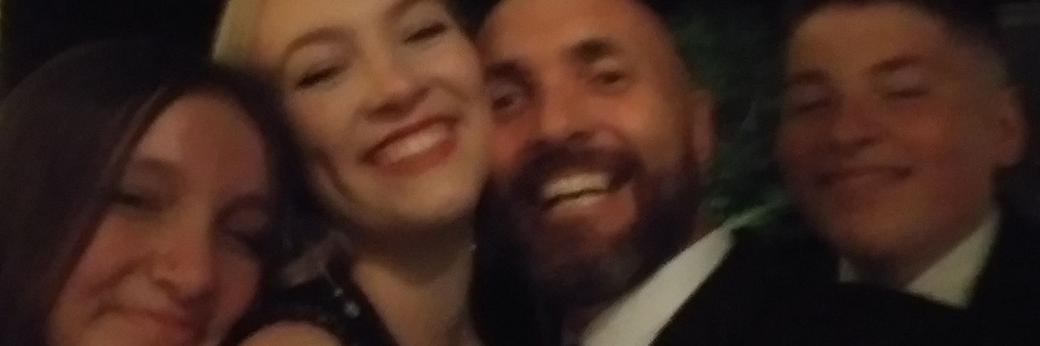 stustutbird's profile banner image