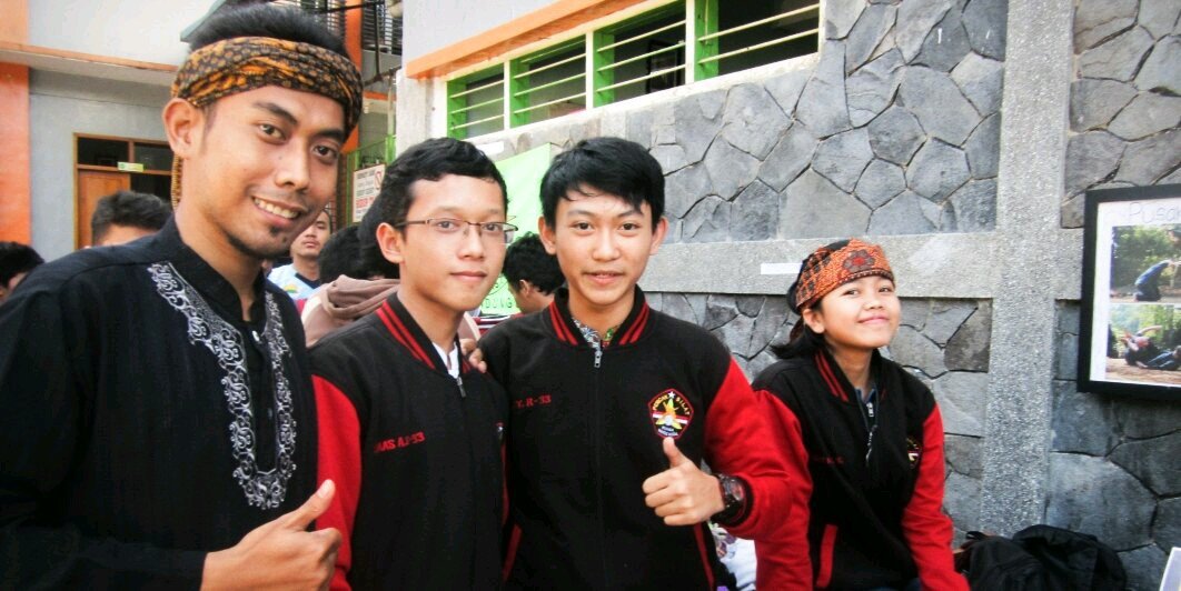 setiadi09's profile banner image