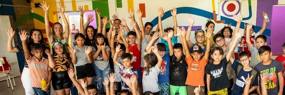 candesimon's profile banner image