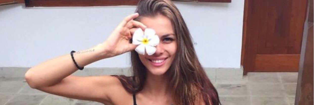 firuze_esen's profile banner image