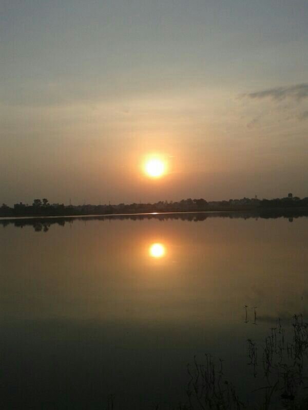 KartikaTweets's profile banner image
