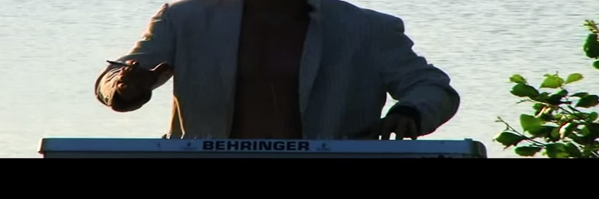 Bisti's profile banner image