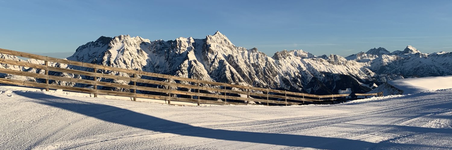 RomanHandl's profile banner image