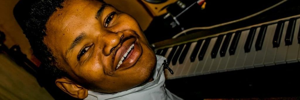 djlakesb's profile banner image
