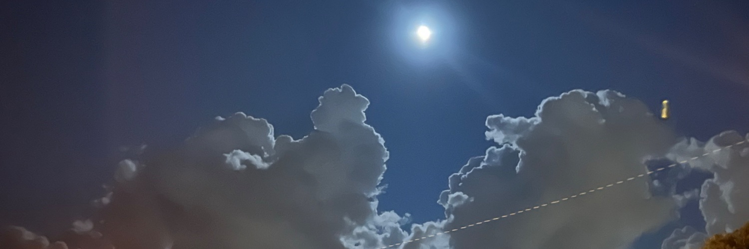 katedarv's profile banner image