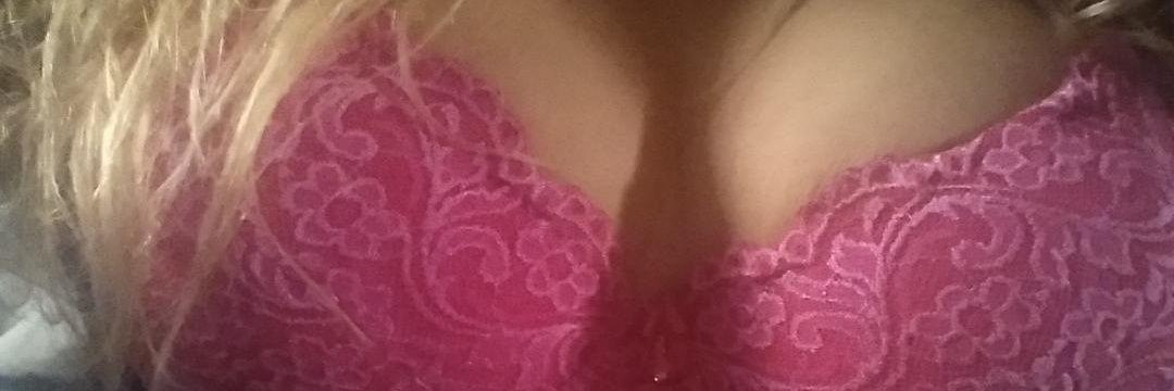 OnlySlutty's profile banner image