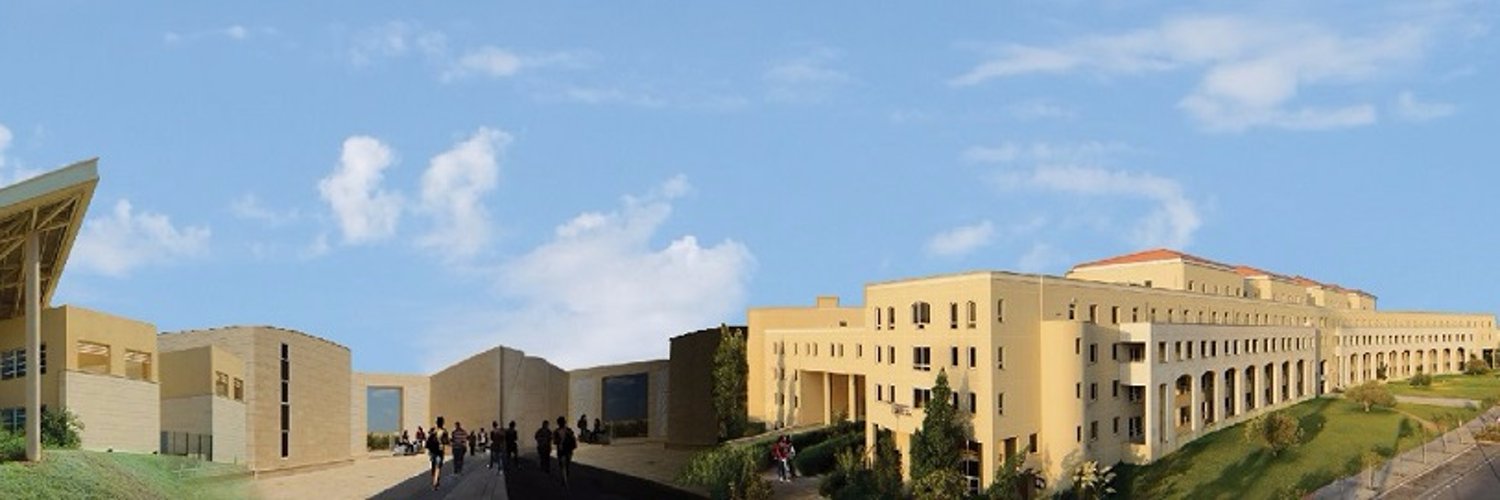 Lebanese University's banner