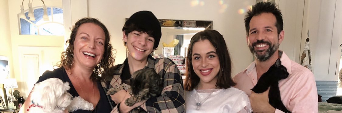 sharonkrem's profile banner image