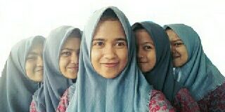 riskaaikhaa's profile banner image