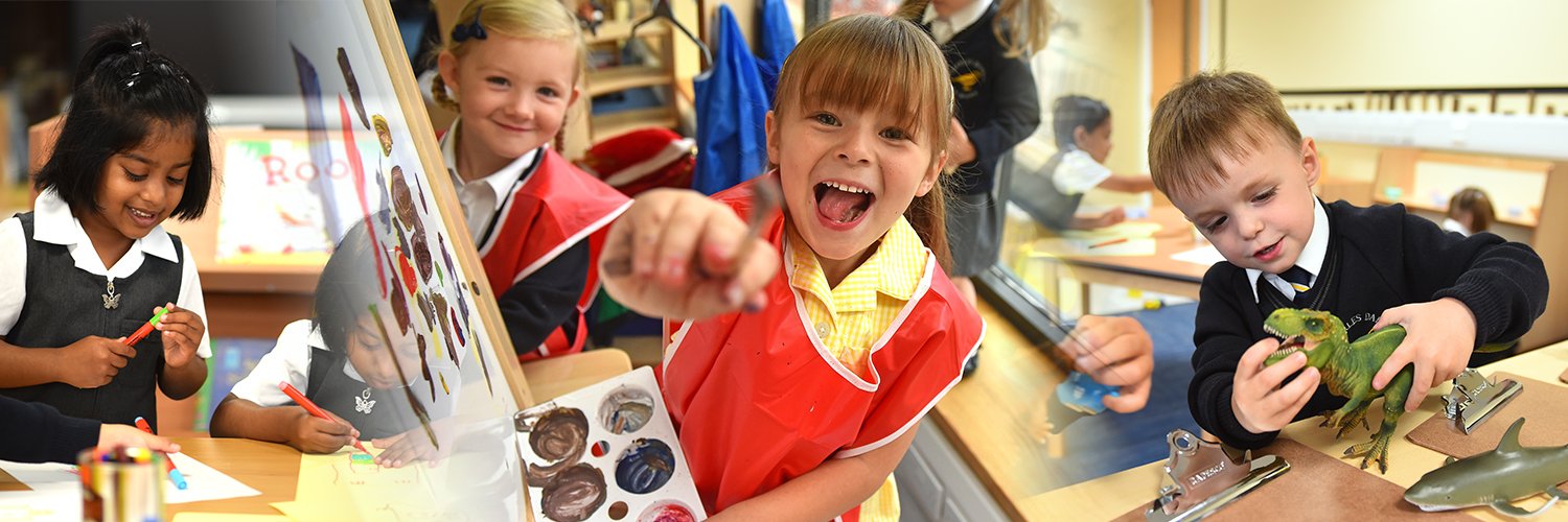 CharlesDarwinPrimary banner