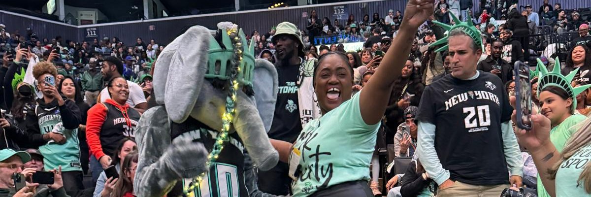 👸🏾 QUEEN PR 👑 banner