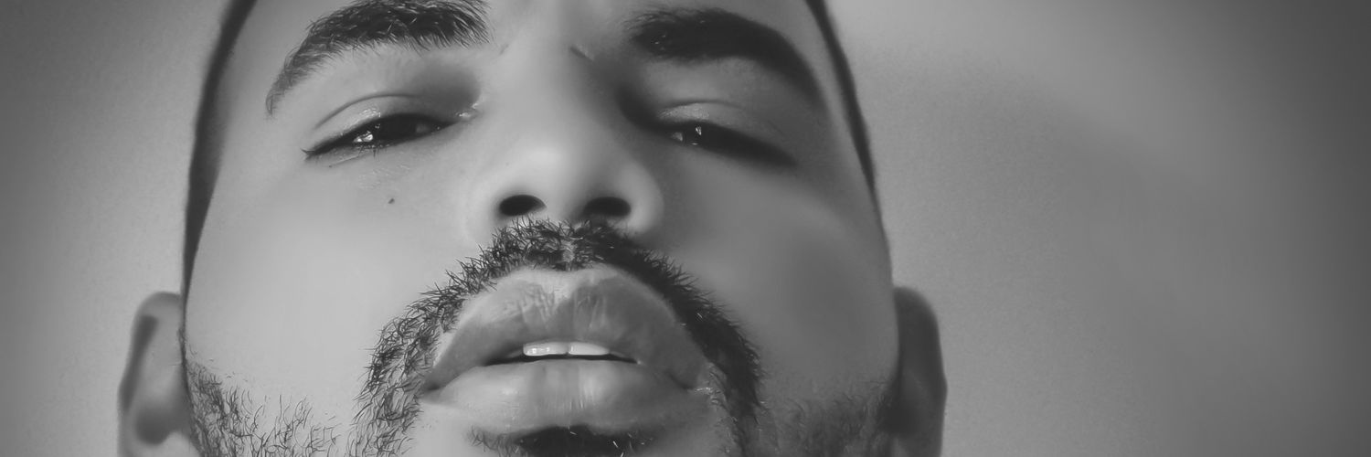 zanineoficial's profile banner image