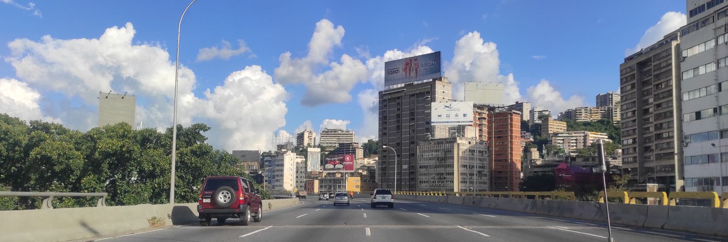 ViadeOriente's profile banner image