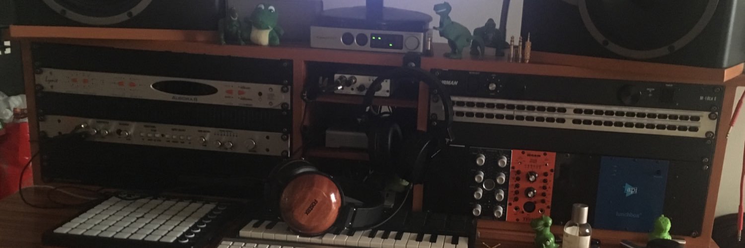kvz8's profile banner image