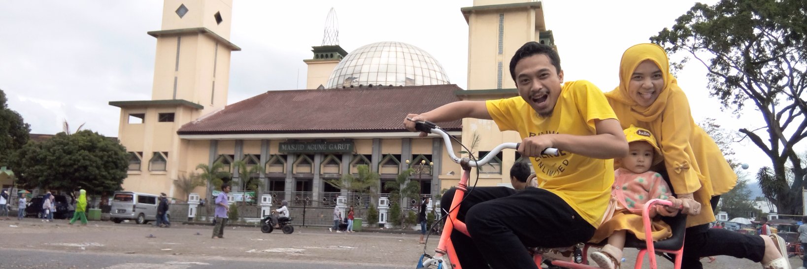 opic_syam's profile banner image