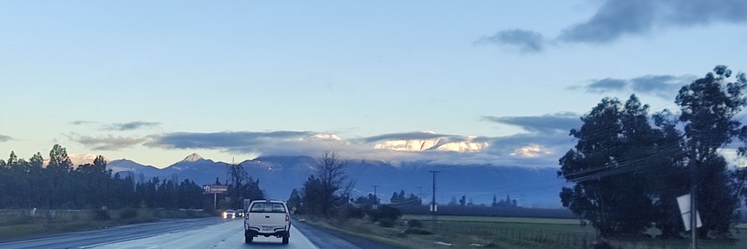 Nat. 🖐️ 🇨🇱 Del lado correcto de la historia. banner