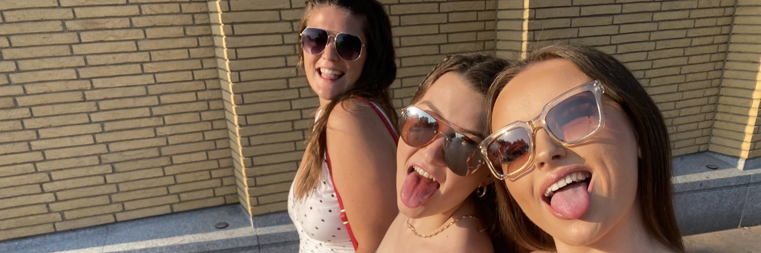 livi_barnes's profile banner image