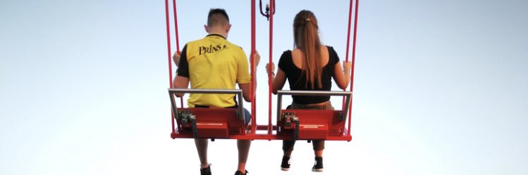 tara__king's profile banner image