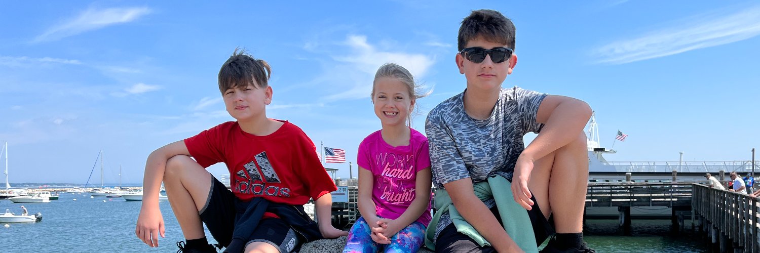 DanandSarahBeth's profile banner image