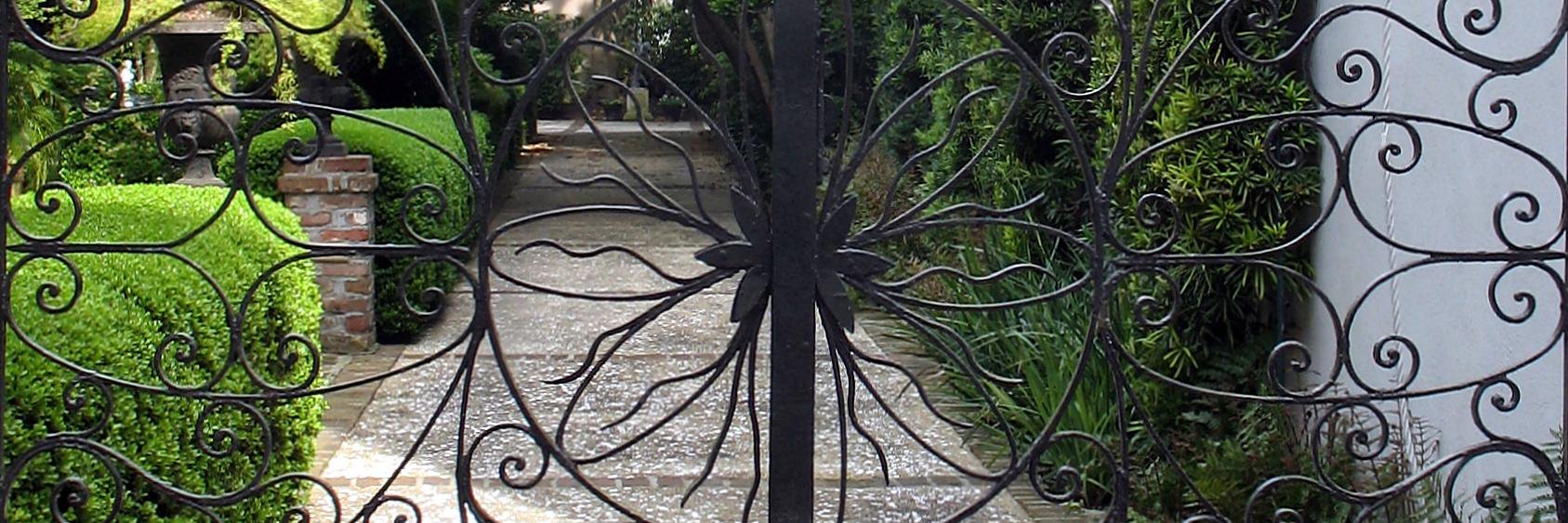 BeautifulGateCenter banner