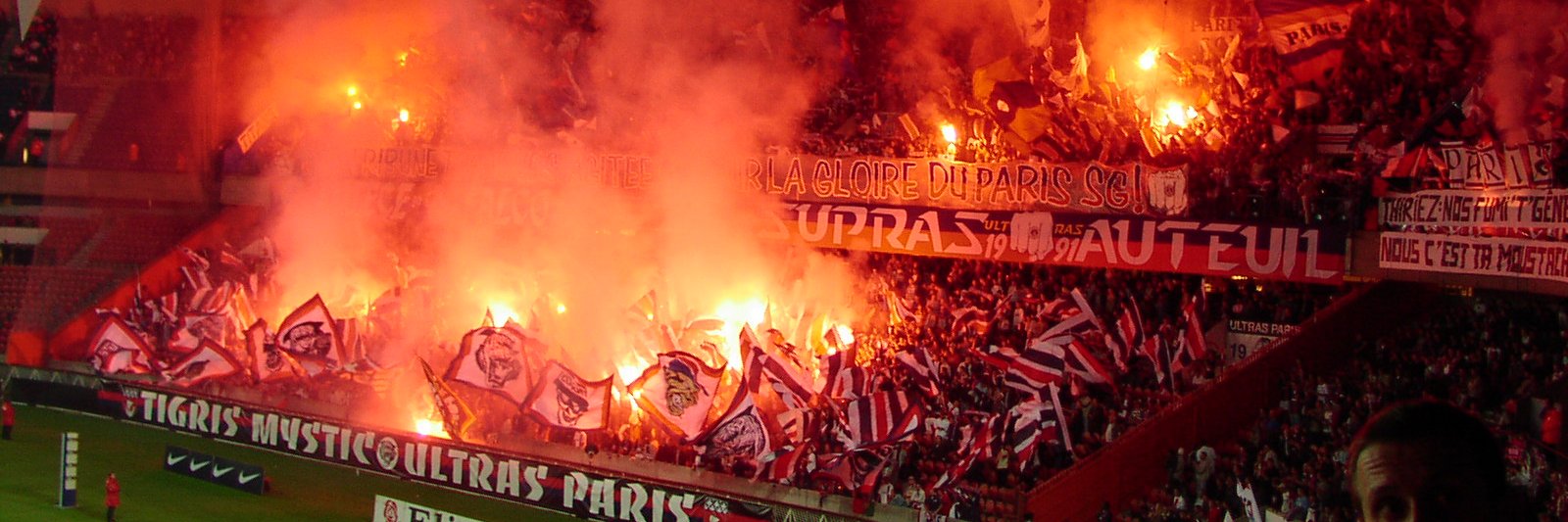 TEAM PSG ULTRA banner