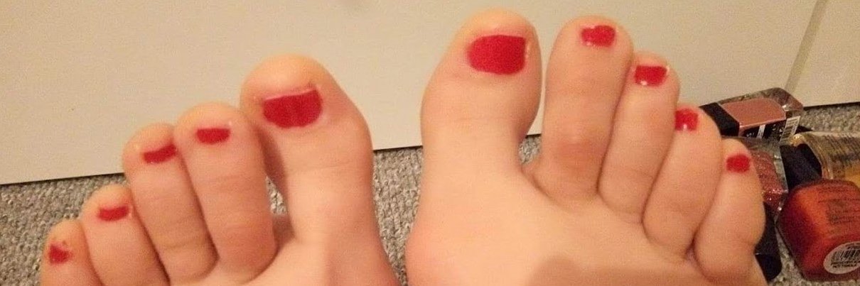 BerryLovesFeet's profile banner image