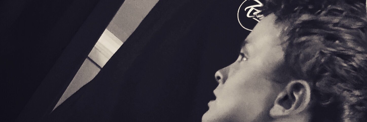 ihenschell's profile banner image