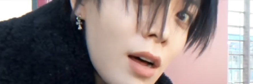 p banner