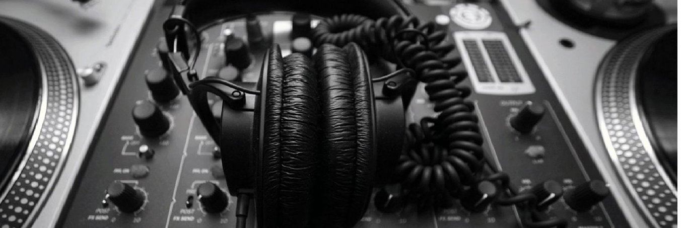 adalbertodelar2's profile banner image